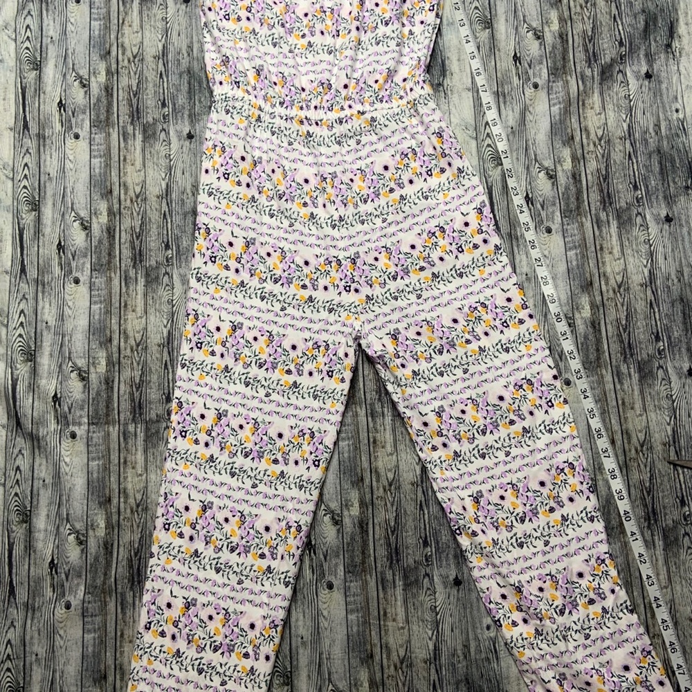 Gorgeous Old Navy Floral Romper - Picture 2 of 5